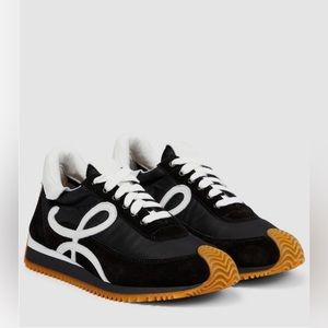 European sneakers size44 brand new black